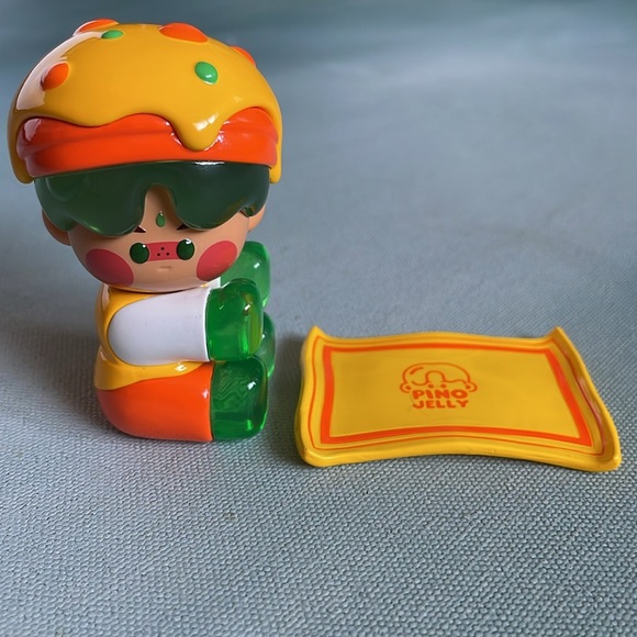 POP MART x PINO JELLY Prince Curry Figurine - Picture 2 of 14